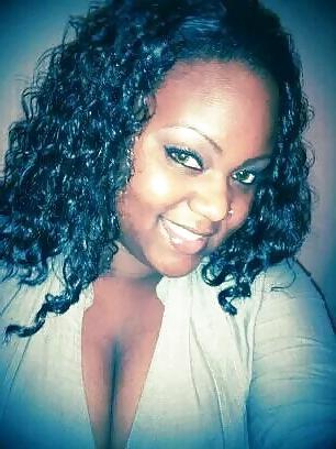 12P Big boobs chubby black milf