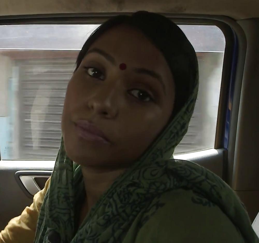 25P Bengali American Slut needs cum all over her Ass and Face