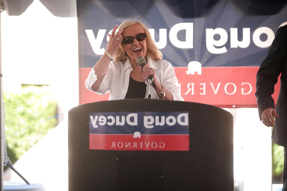 25P Adore masturbating to conservative Jan Brewer