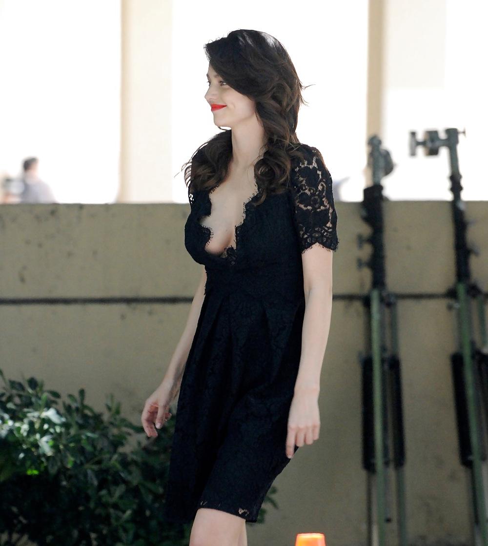 23P Miranda Kerr Her Mom Boobs During a Photoshoot