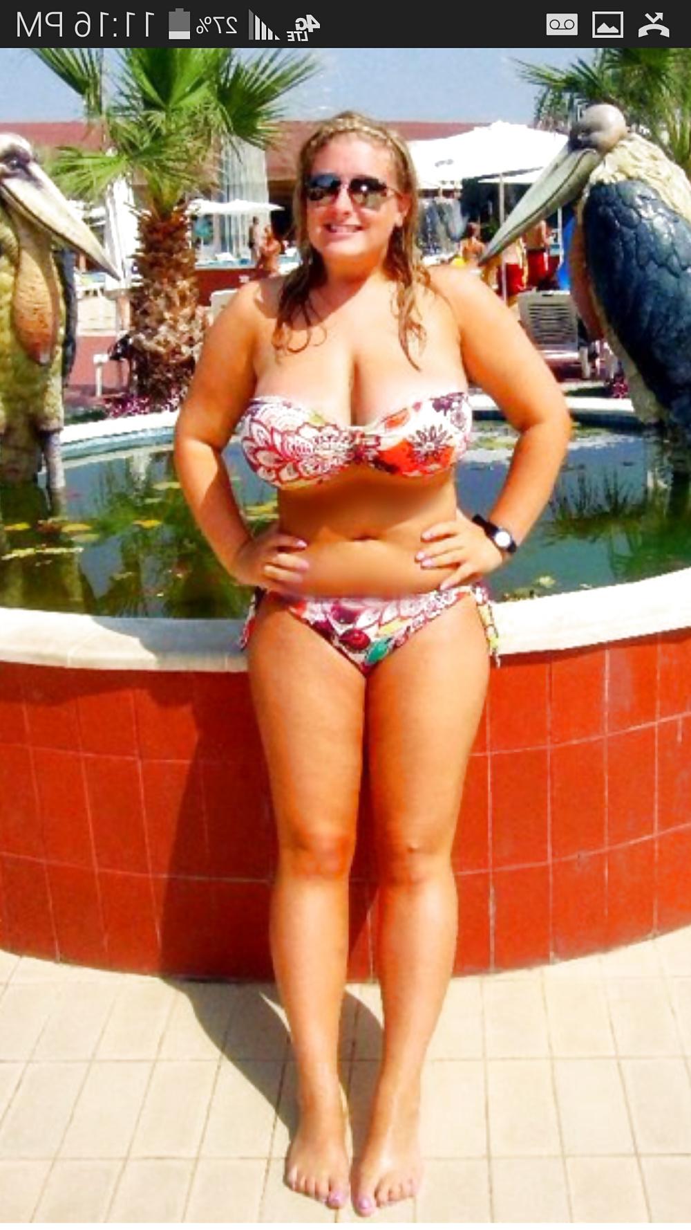 12P Girls with huge tits