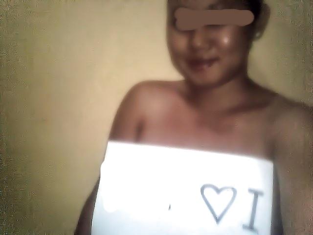 25P Indonesian boobs
