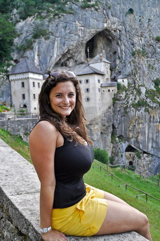 10P American Girl With Huge Tits