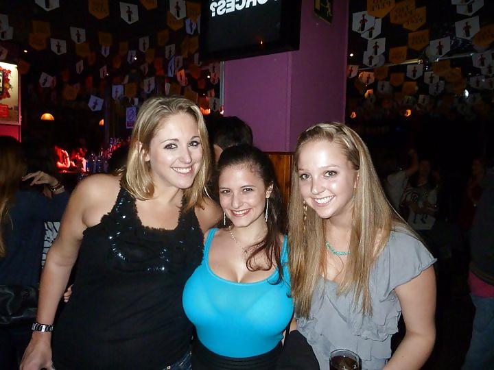 10P American Girl With Huge Tits