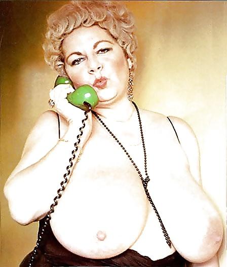 22P Retro Big Tits Granny Helen Schdmit