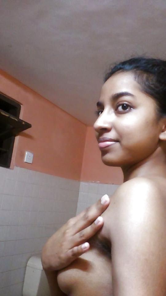 11P Sexy Indian girl nude