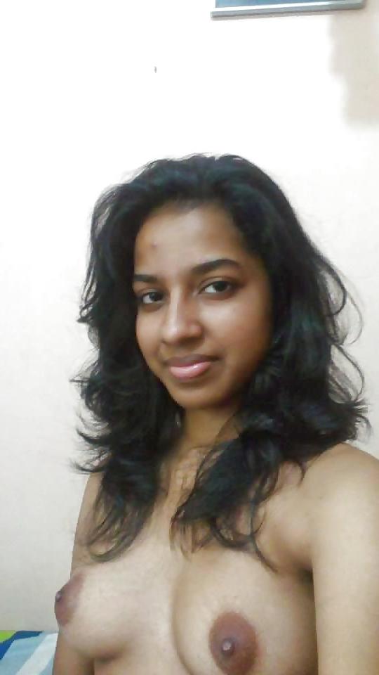 11P Sexy Indian girl nude