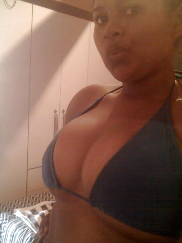 25P Fat Tits FB