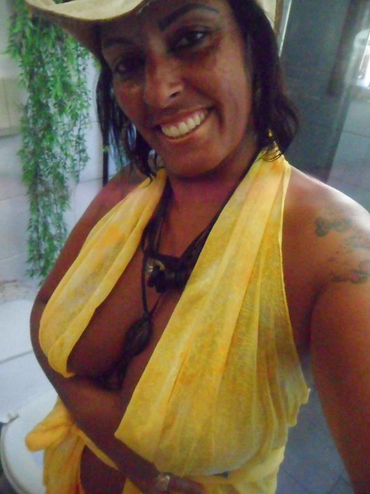 25P Fat Tits FB