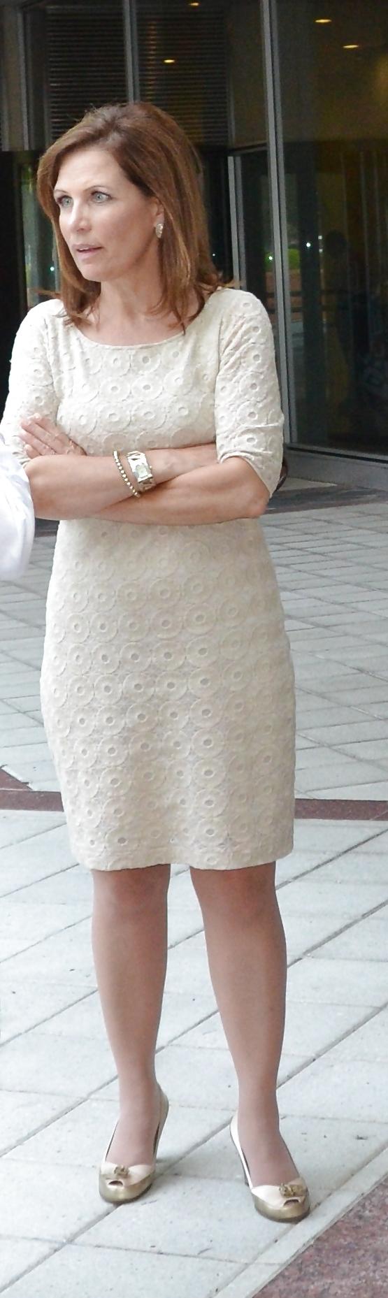 25P Adore masturbating to conservative Michele Bachmann