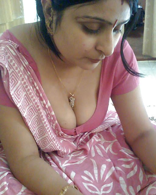 13P Indian Gujarati Bhabhi Boobs