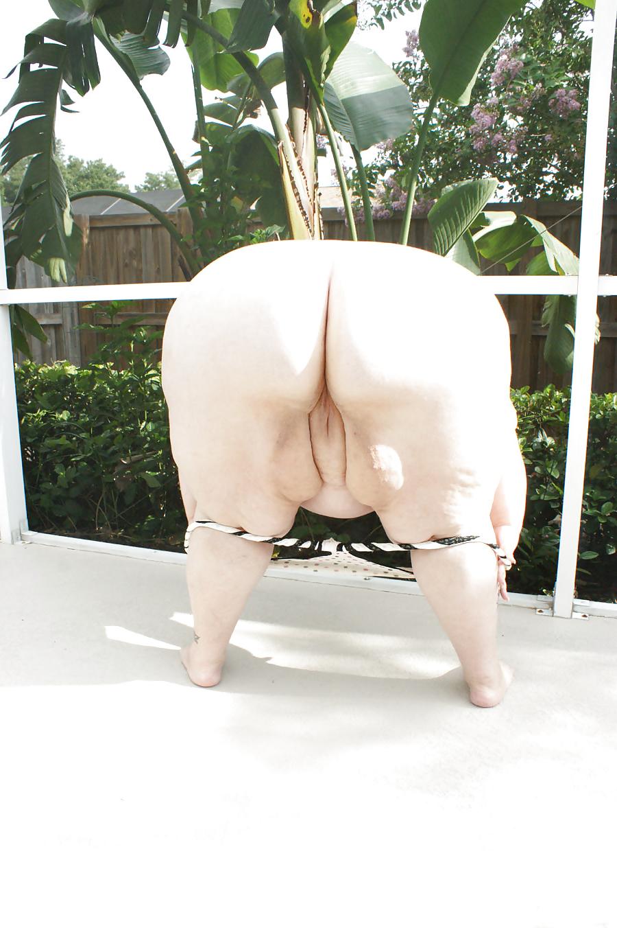 25P Massive butts 18