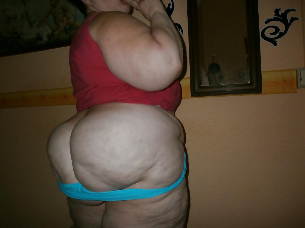 25P Massive butts 18