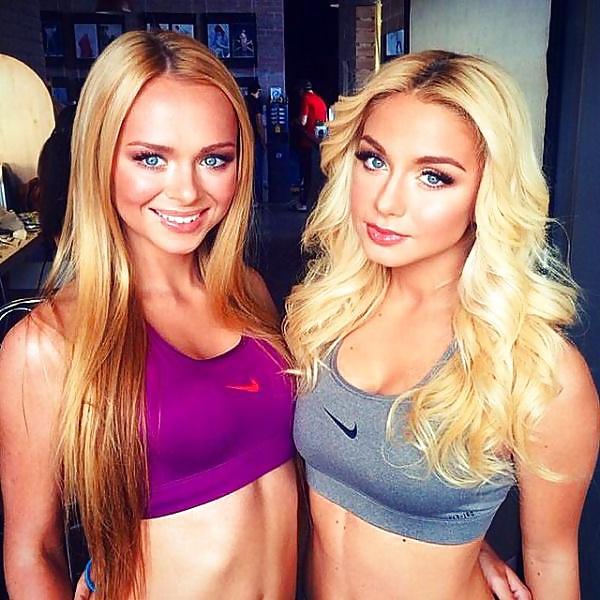 25P Girls in Sports Bras V