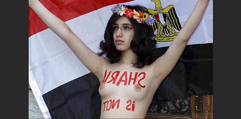5P Aliaa Naked Egyptian