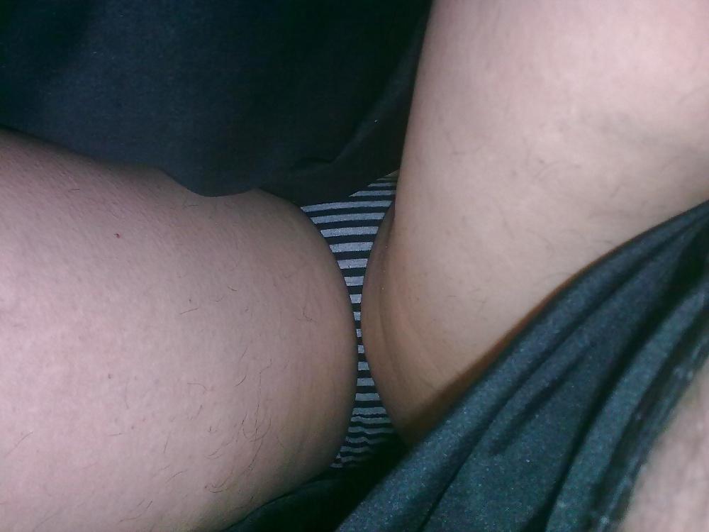 9P Indian house wife legs