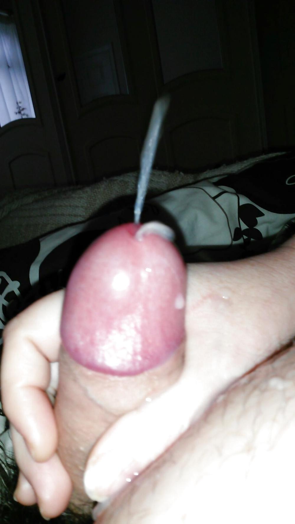 25P Pictures for friend with benefits hand job video  