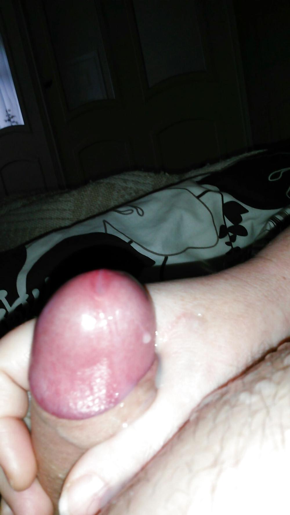 25P Pictures for friend with benefits hand job video  
