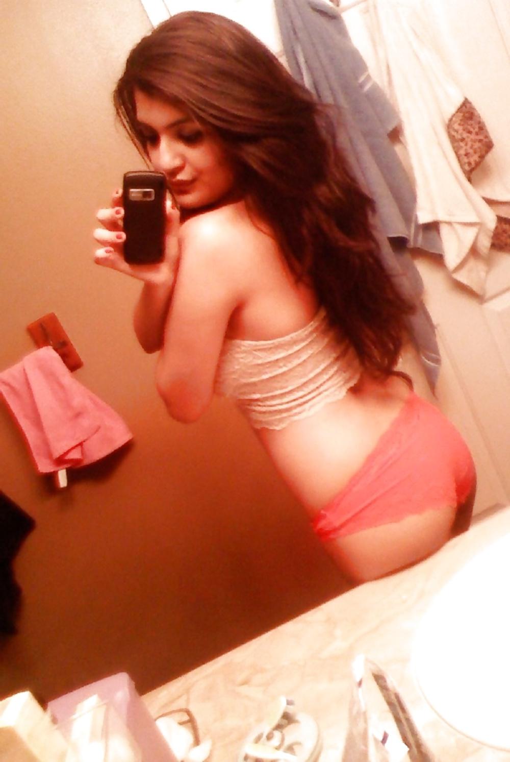 25P Sweet Indian Babes