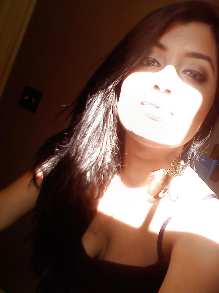 25P Sweet Indian Babes