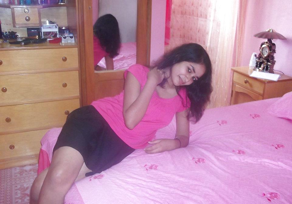 25P Sweet Indian Babes