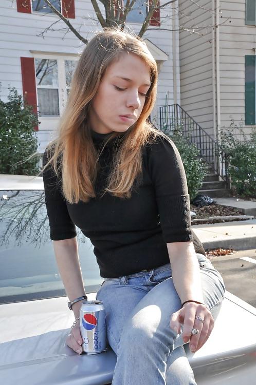 25P Sexy smoking in clothes