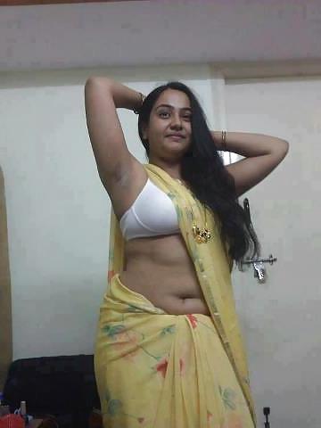 22P Indian Hot Aunties 1