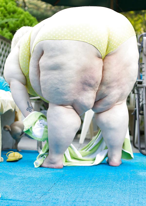 25P Massive butts 19