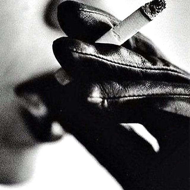 25P Smoking Sexy 26 
