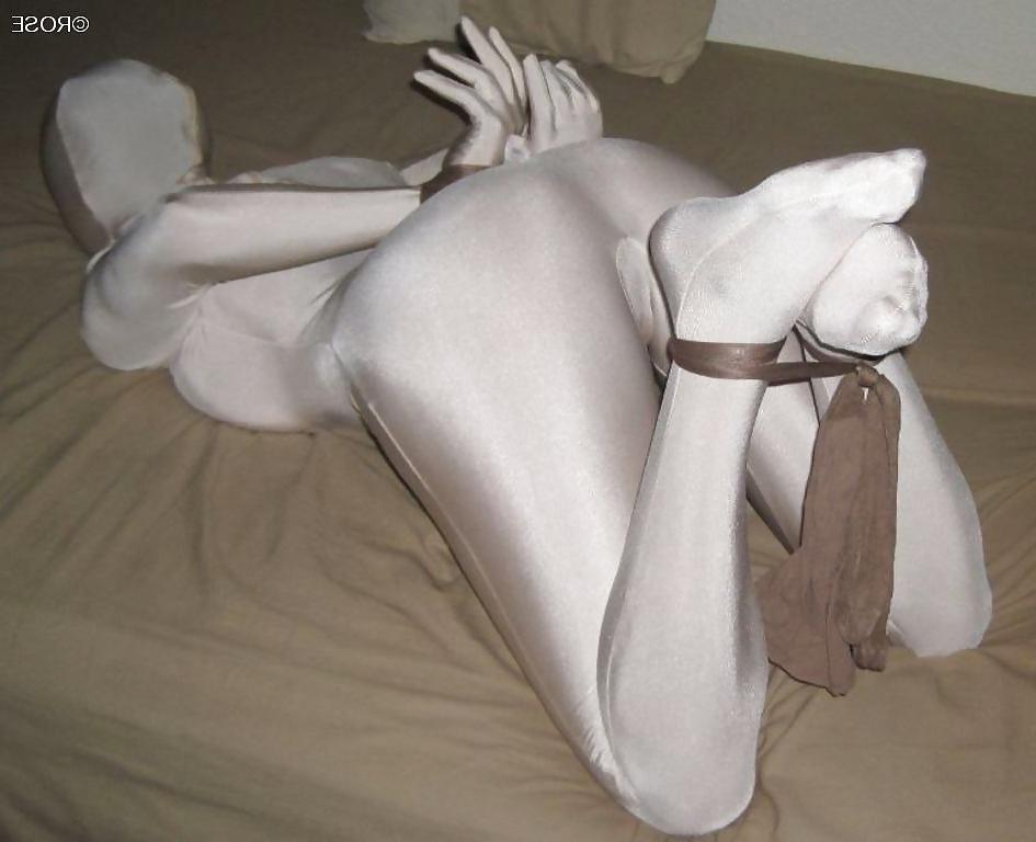 8P Spandex, nylon slut arabe