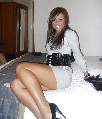 4P Some Young Smoking Hot Brunette Girl