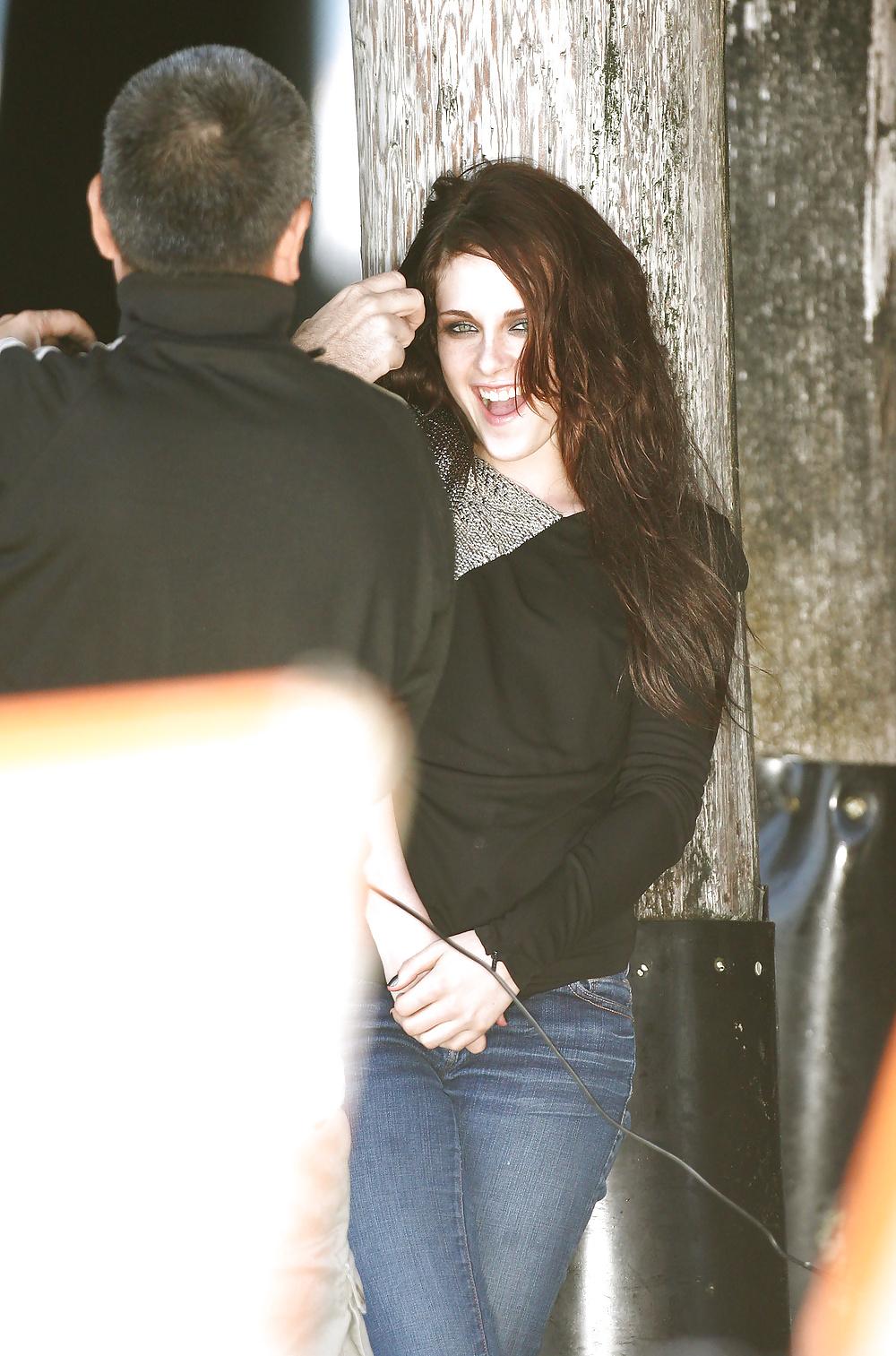 25P Kristen Stewart Allure Magazine photoshoot