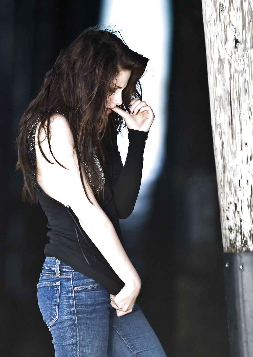 25P Kristen Stewart Allure Magazine photoshoot