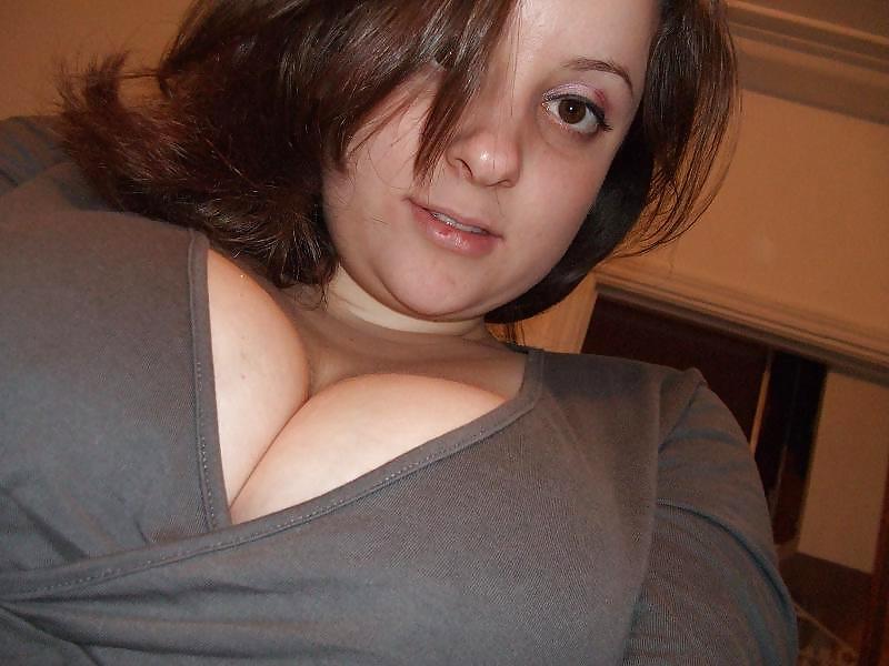 16P Big tit milf