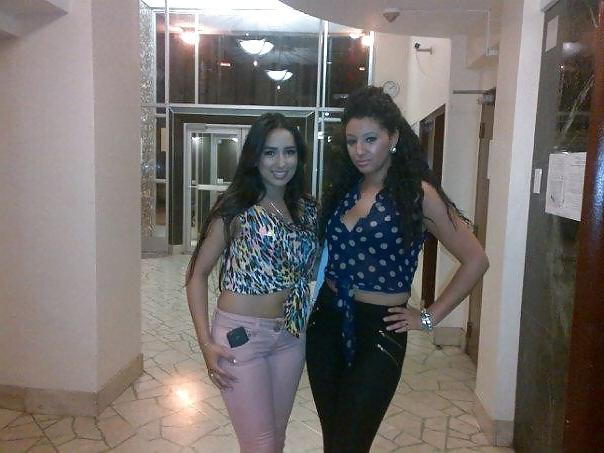 25P Beurette et metisse de la night 9
