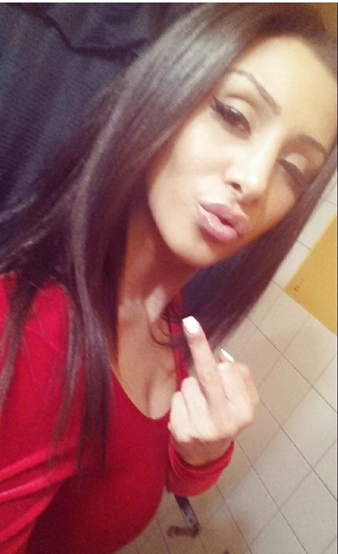 25P Beurette et metisse de la night 9