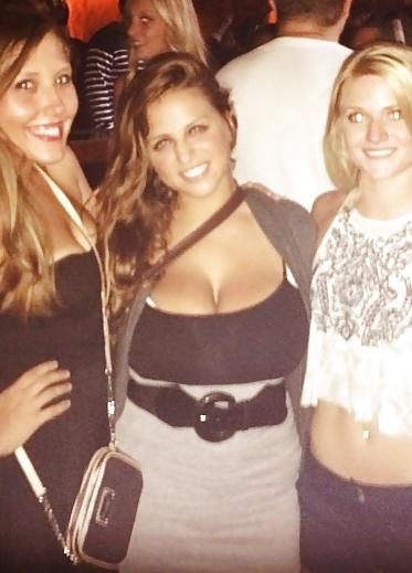 12P American Girl With Big Boobs