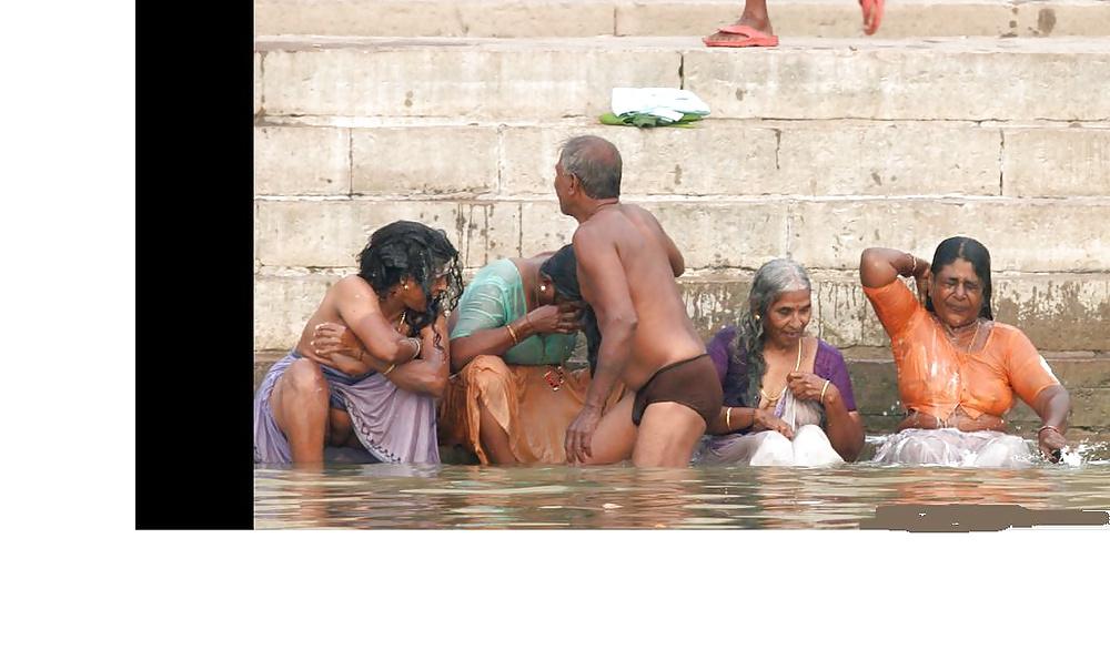 21P Indian Hot Aunties