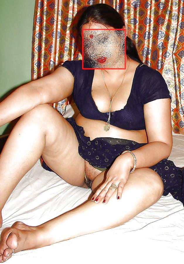 21P Indian Hot Aunties