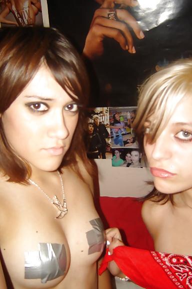 25P Emo and gothic college sluts