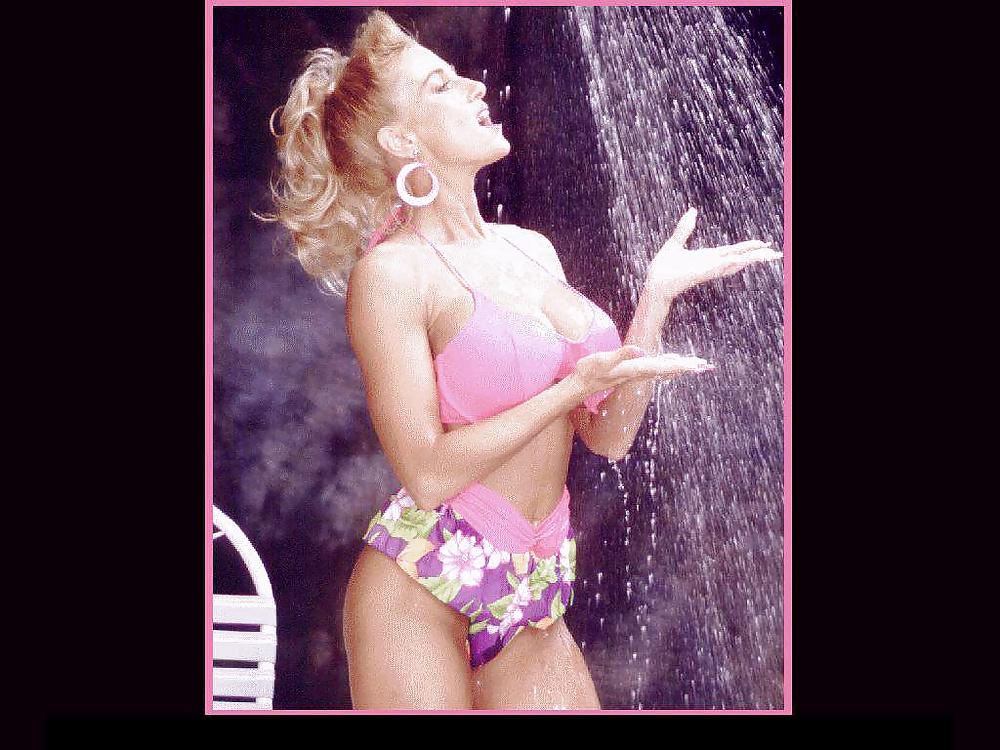 25P Vintage solo girls 18 (Big Boobs)