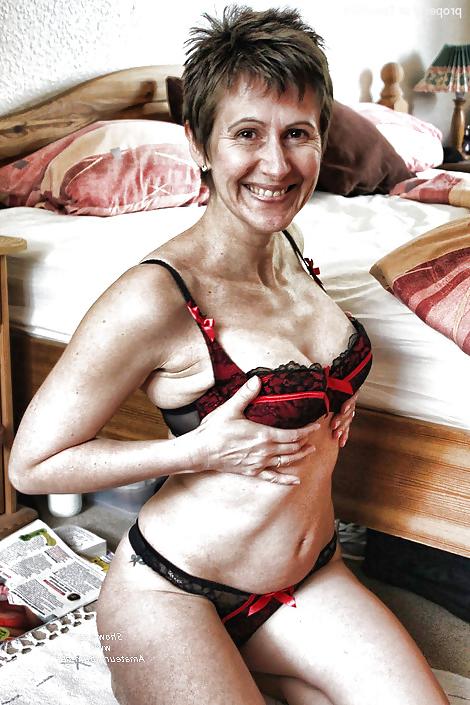 24P A wife from Amateur Album