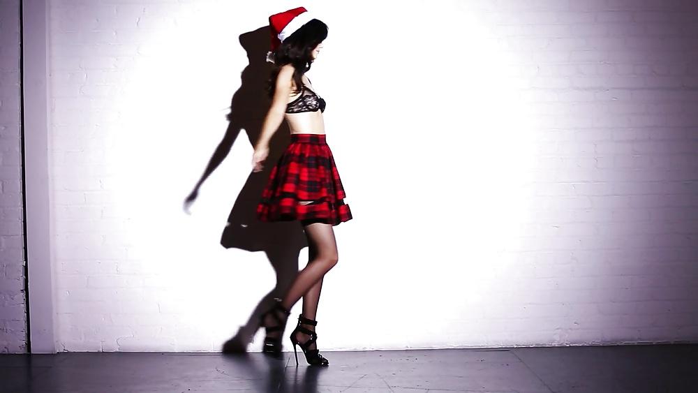 25P Kendall Jenner - Christmas Photoshoot 2014