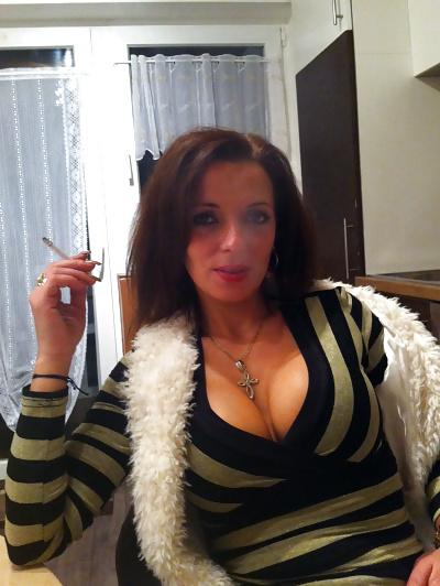 25P Smoking Anytime