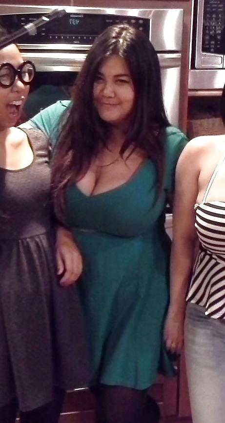 6P Asian Girl With Huge Boobs