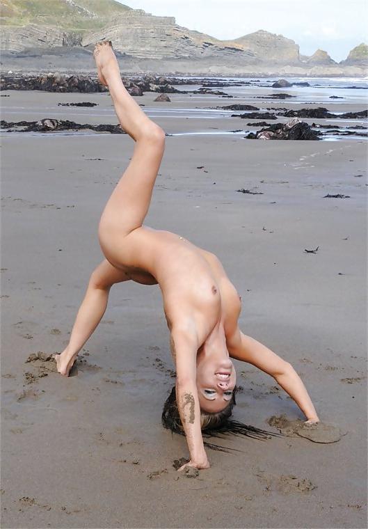 14P Milf photoshoot