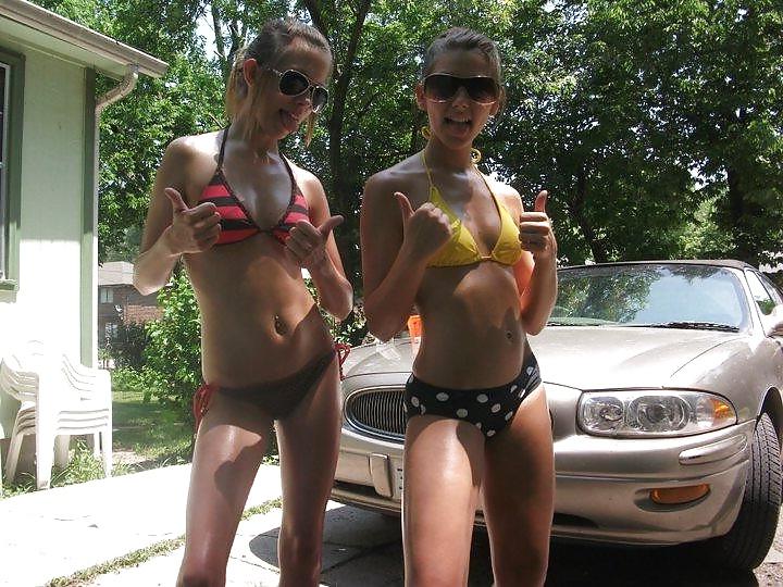 10P Hot lesbian babes