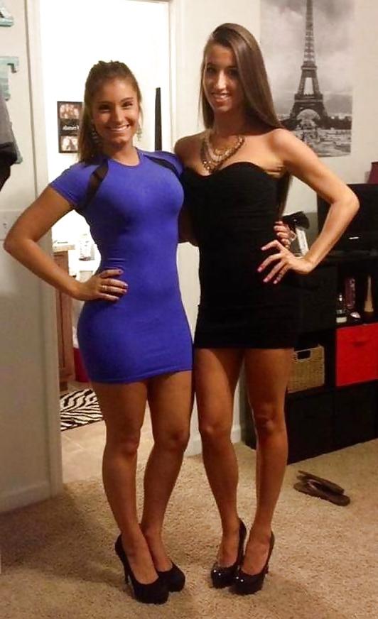 10P Hot lesbian babes