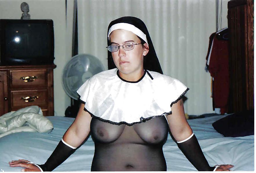 25P Nuns are only women too vol.2