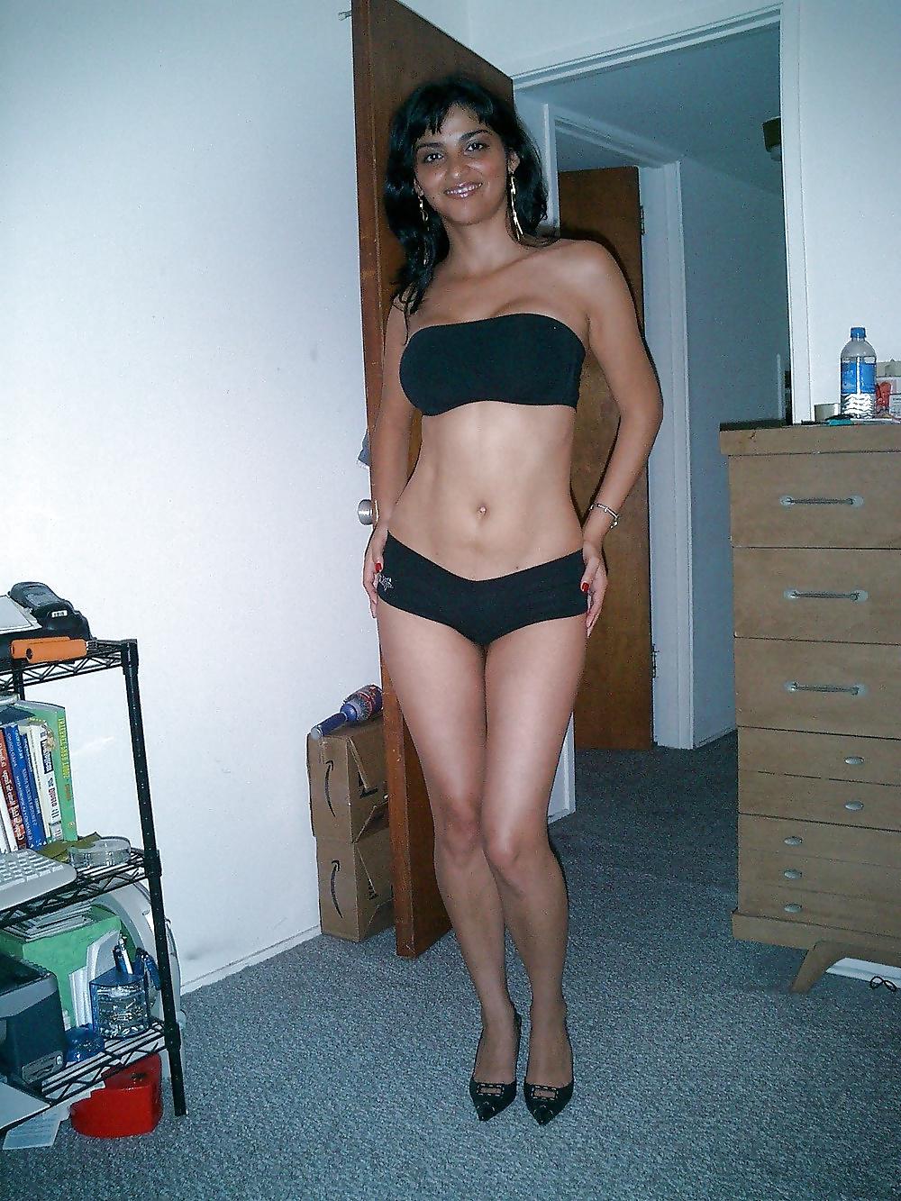 20P Hot Indian Desi Babes Some Amateur 